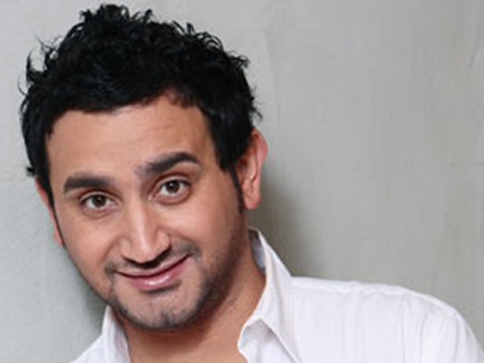 Demander son prénom à une fille Cyril Hanouna