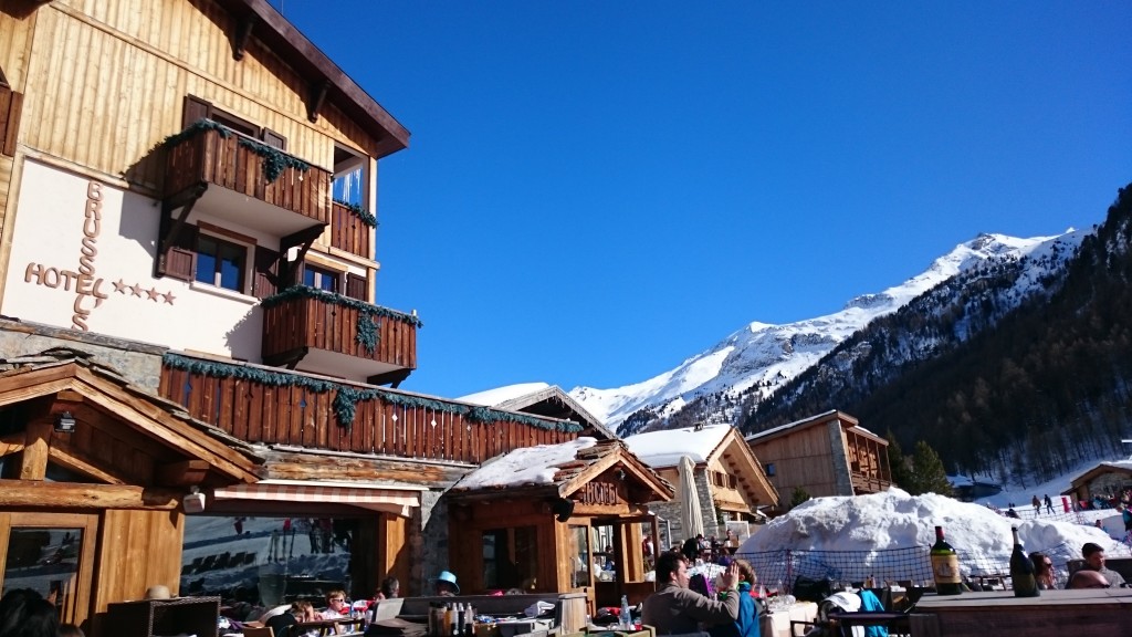 Brussels Val Disère face