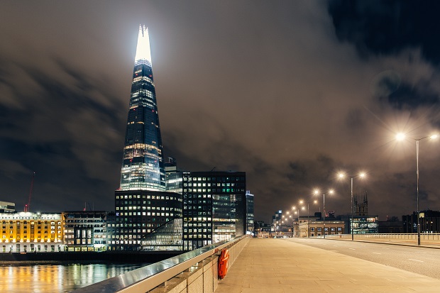 London Bridge Empty city London desert