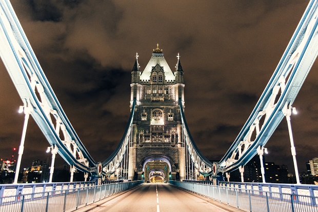 Tower Bridge Desert in London