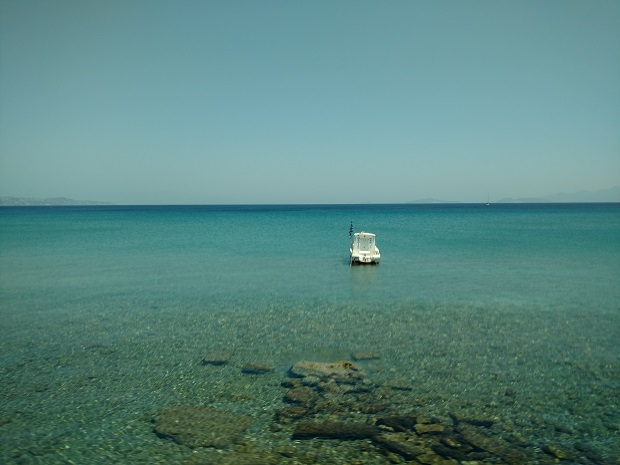 kos-bateau-sur-leau