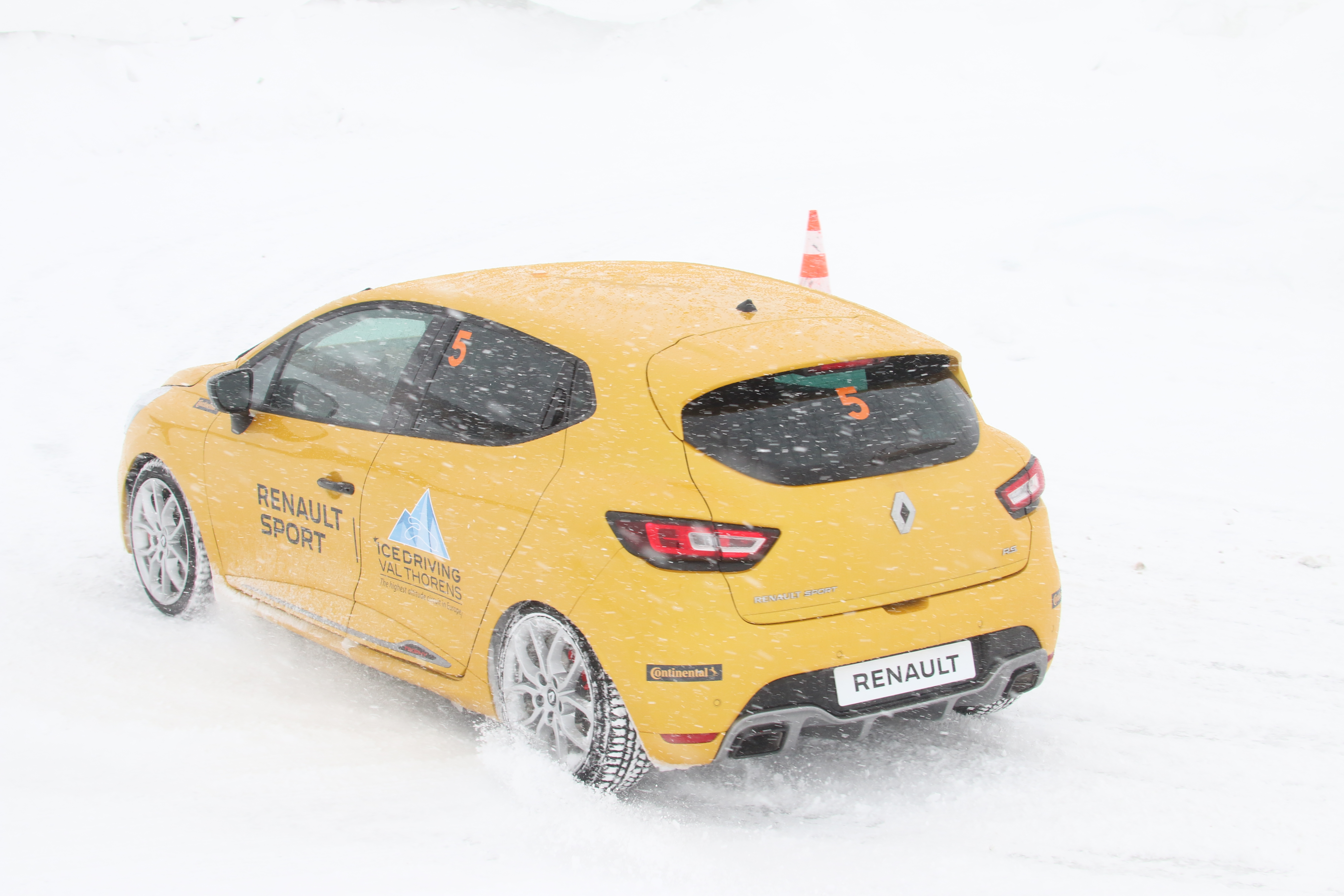 Renault Sport Ice Driving