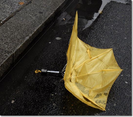 parapluie cassé