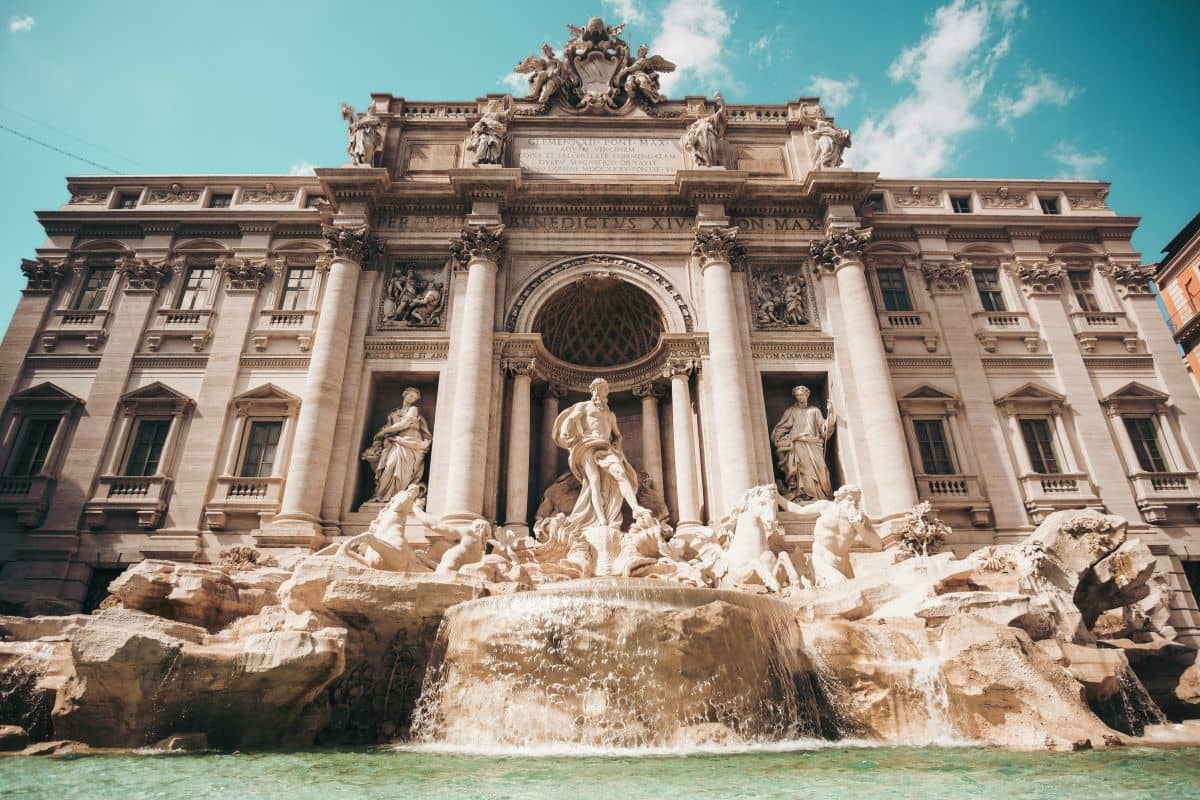 Influence et Manipulation de Robert Cialdini : Application Dans Les Rues De Rome