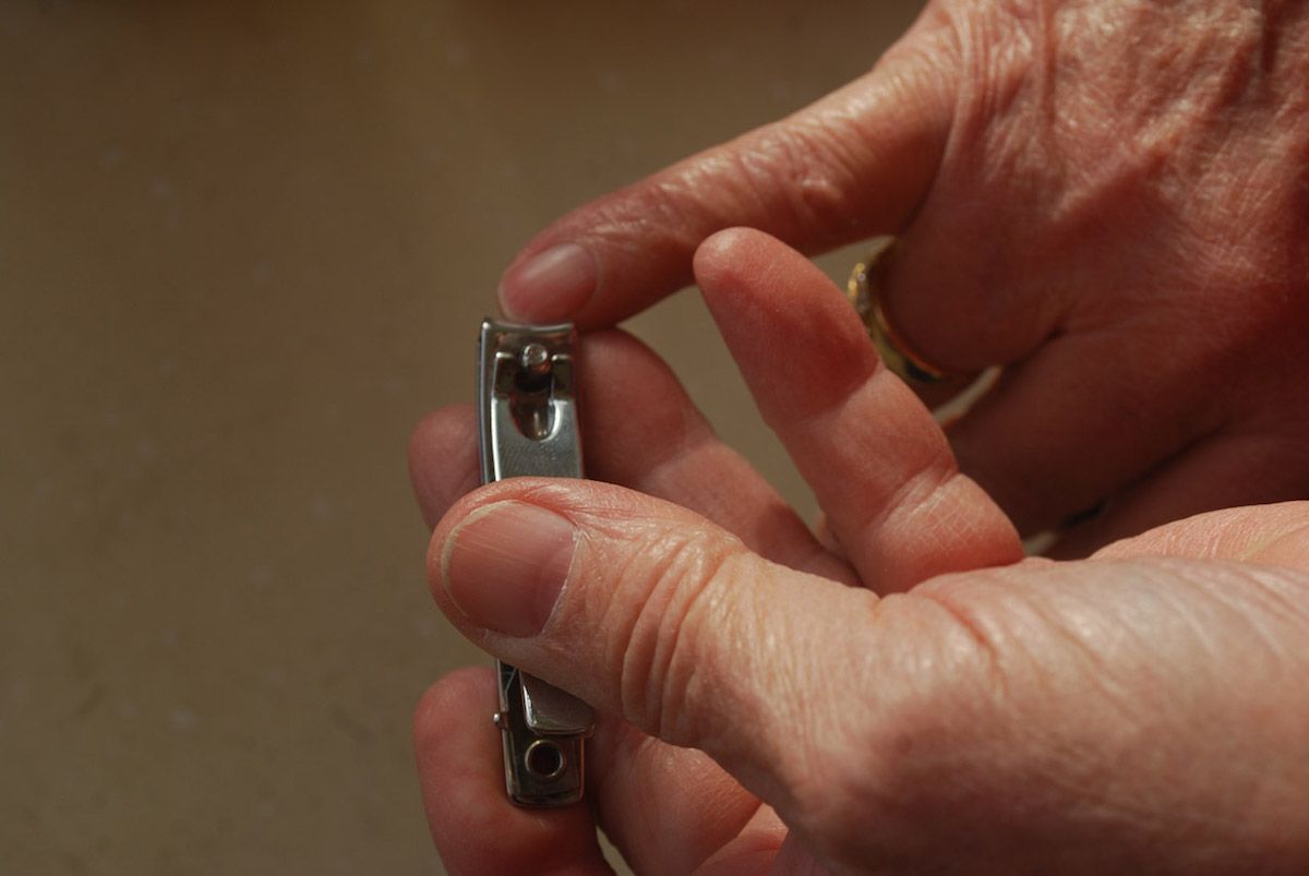 arret-ongle-ronger
