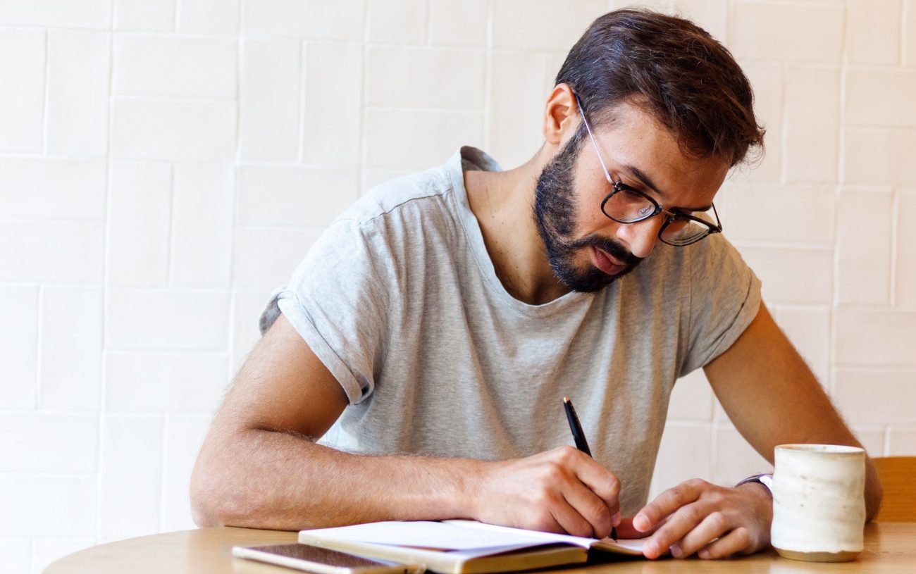 Je suis copywriter indépendant, rédacteur, auteur : j’écris, vous vendez !