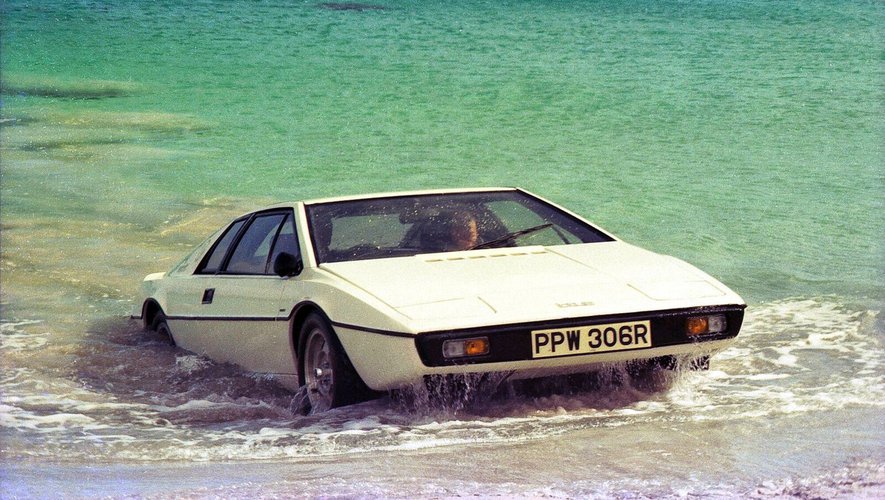 belle-voiture-james-bond