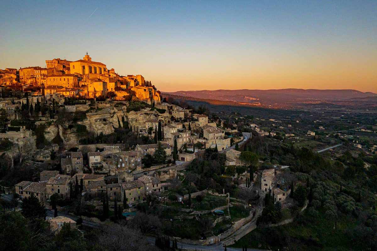 visites dans le luberon chateau deGordes
